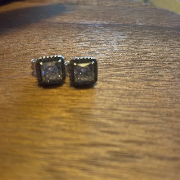 Pandora earrings - Picture 3 of 4